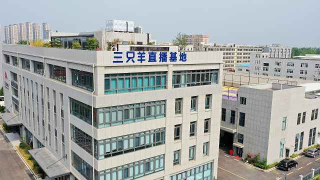 小哥了解服务器带宽