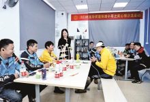 小哥了解服务器价格的正常范围及影响因素 (小哥了解服务目的是什么)-虎跃云资讯网