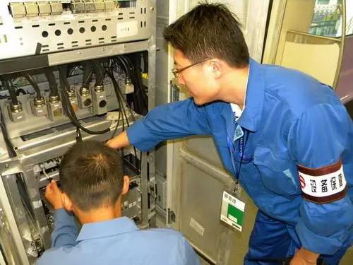维修过程中的安全提示