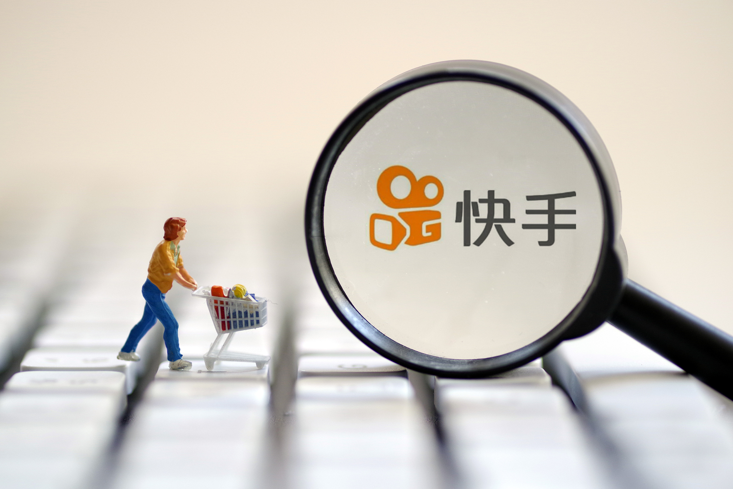 探寻快手服务器数量背后的技术秘密