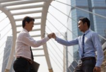 如何获取并了解网易服务器的具体刷新率设置 (如何获取并了解的文件)-虎跃云资讯网