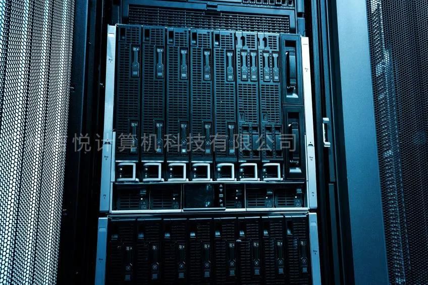刀片服务器的功率是多少