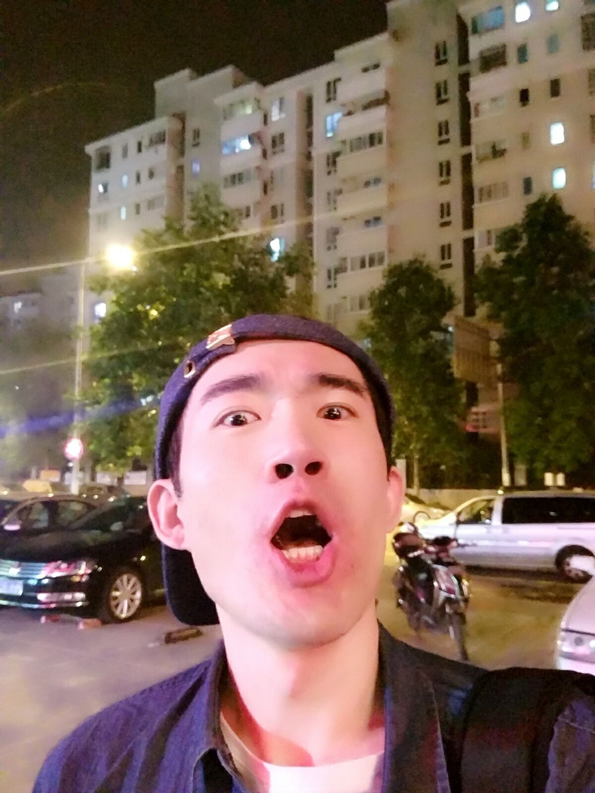 小哥了解游戏运营细节