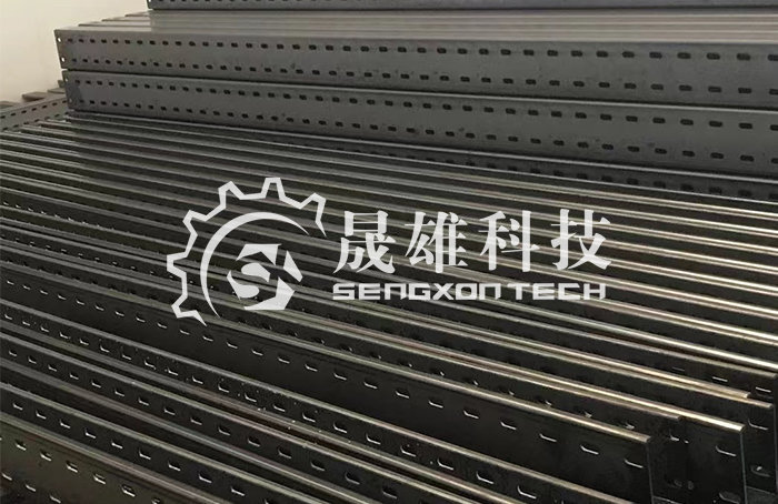 小哥了解机架式服务器的尺寸细节