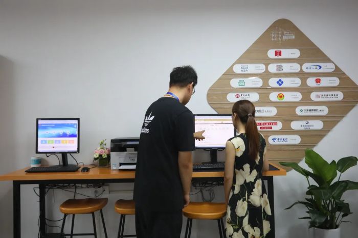 不同服务商提供的LCP备案服务器费用分析