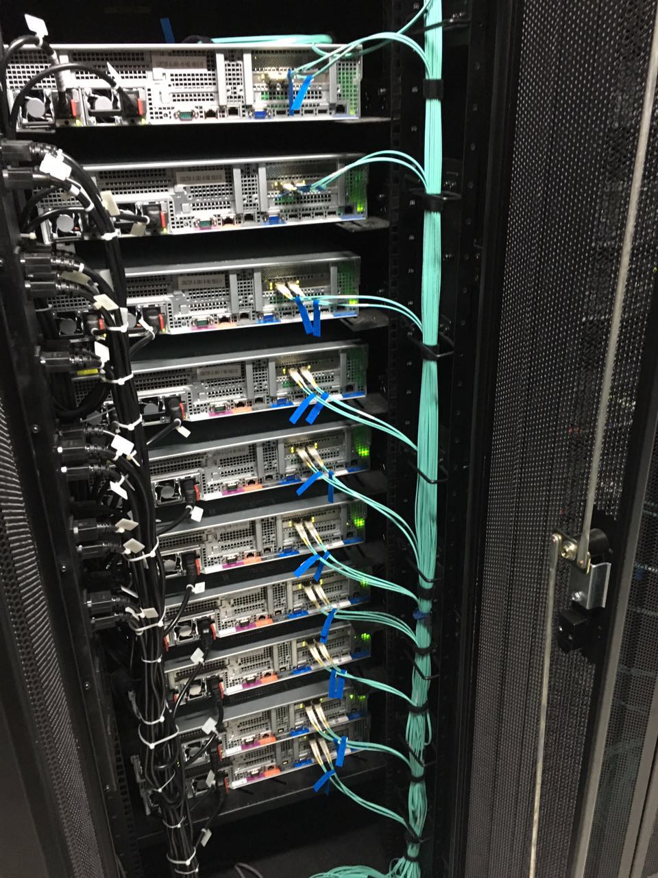 服务器机柜的作用