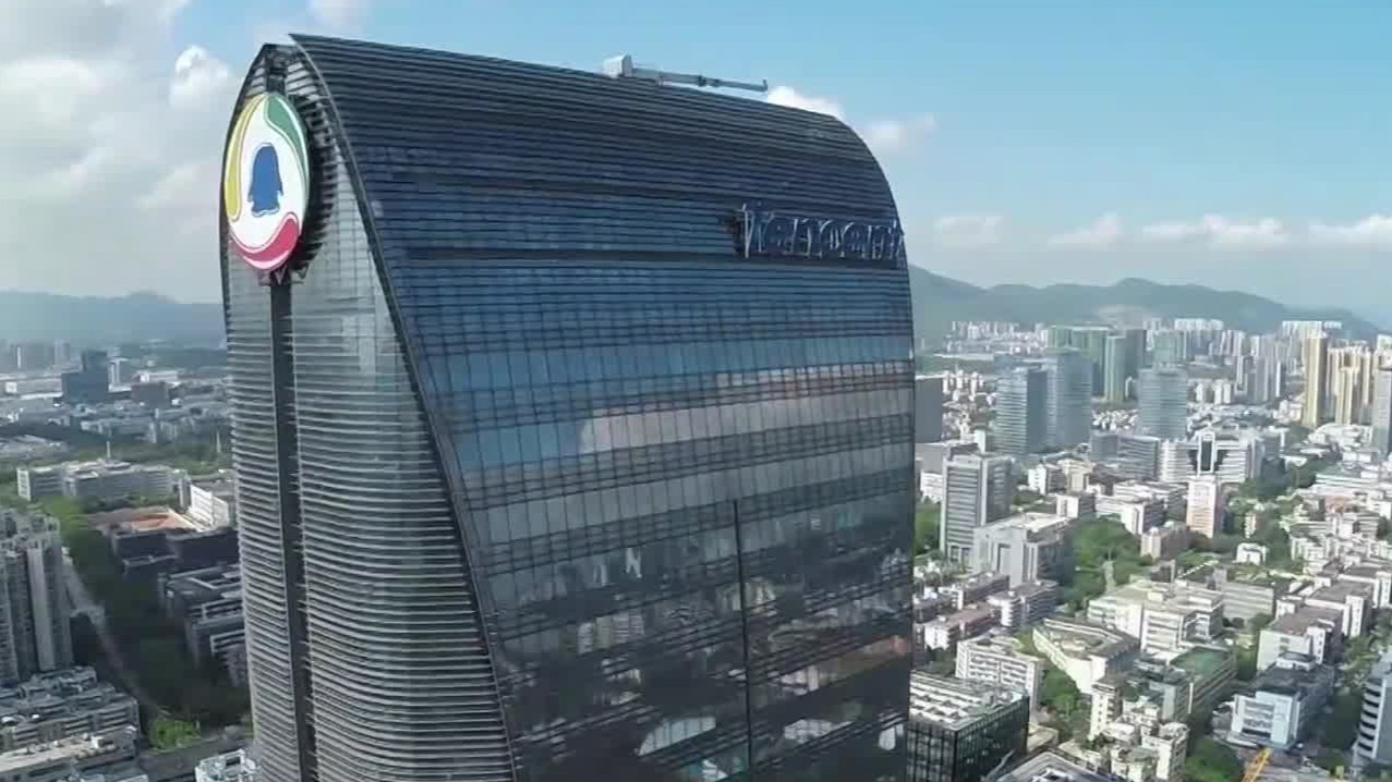 揭秘腾讯公司服务器数量现状及其数据中心扩展趋势